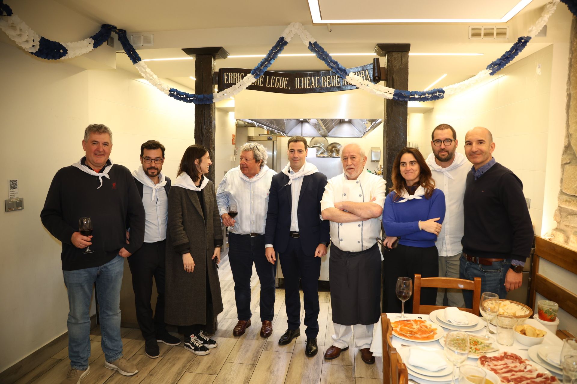 Pradales tampoco se pierde la tamborrada: la visita del lehendakari a San Sebastián