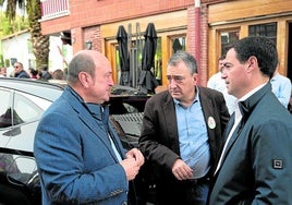 Andoni Ortuzar, Aitor Esteban e Imanol Pradales, el pasado noviembre.