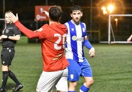 Markel Pita, con el brazalete de capitán, durante la disputa del choque en tierras vizcainas el pasado fin de semana.