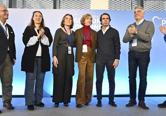 Cuca Gamarra, Ana Iribar -viuda de Gregorio Ordóñez- y José María Aznar, en el homenaje de este sábado en San Sebastián.