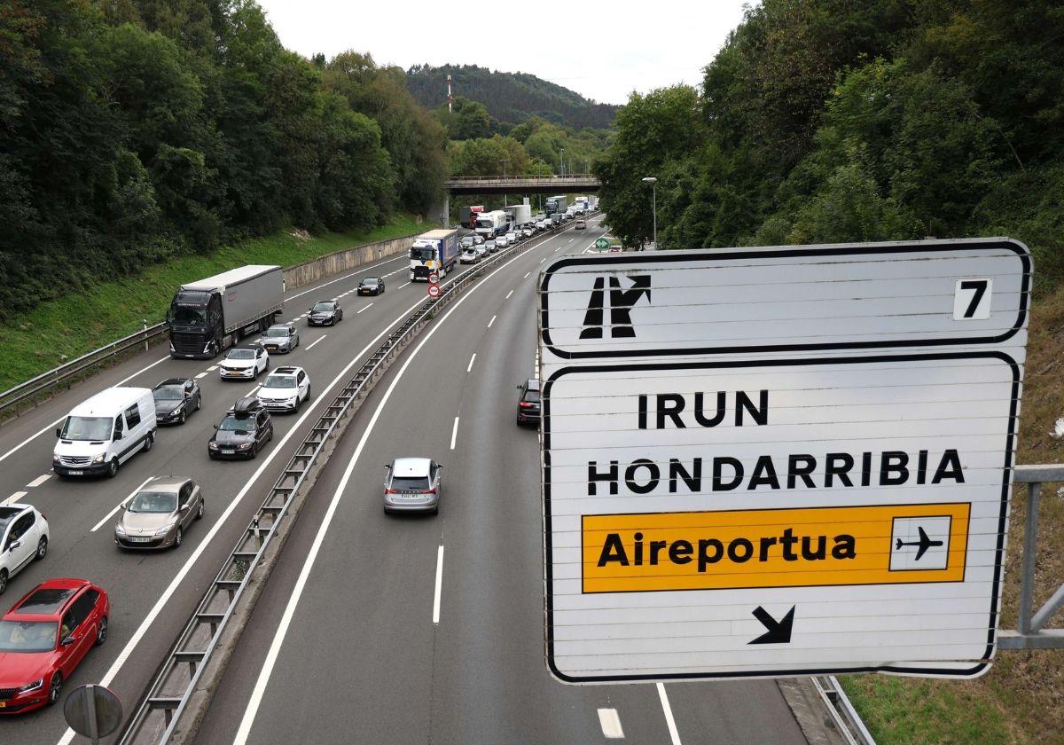 Imagen de archivo de una autopista en Gipuzkoa.