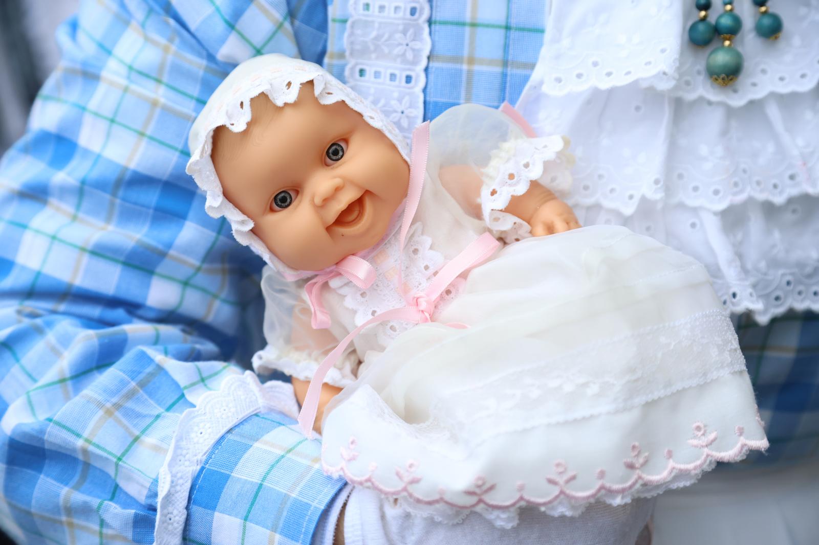 Inudeak eta Artzainak recorren la Parte Vieja