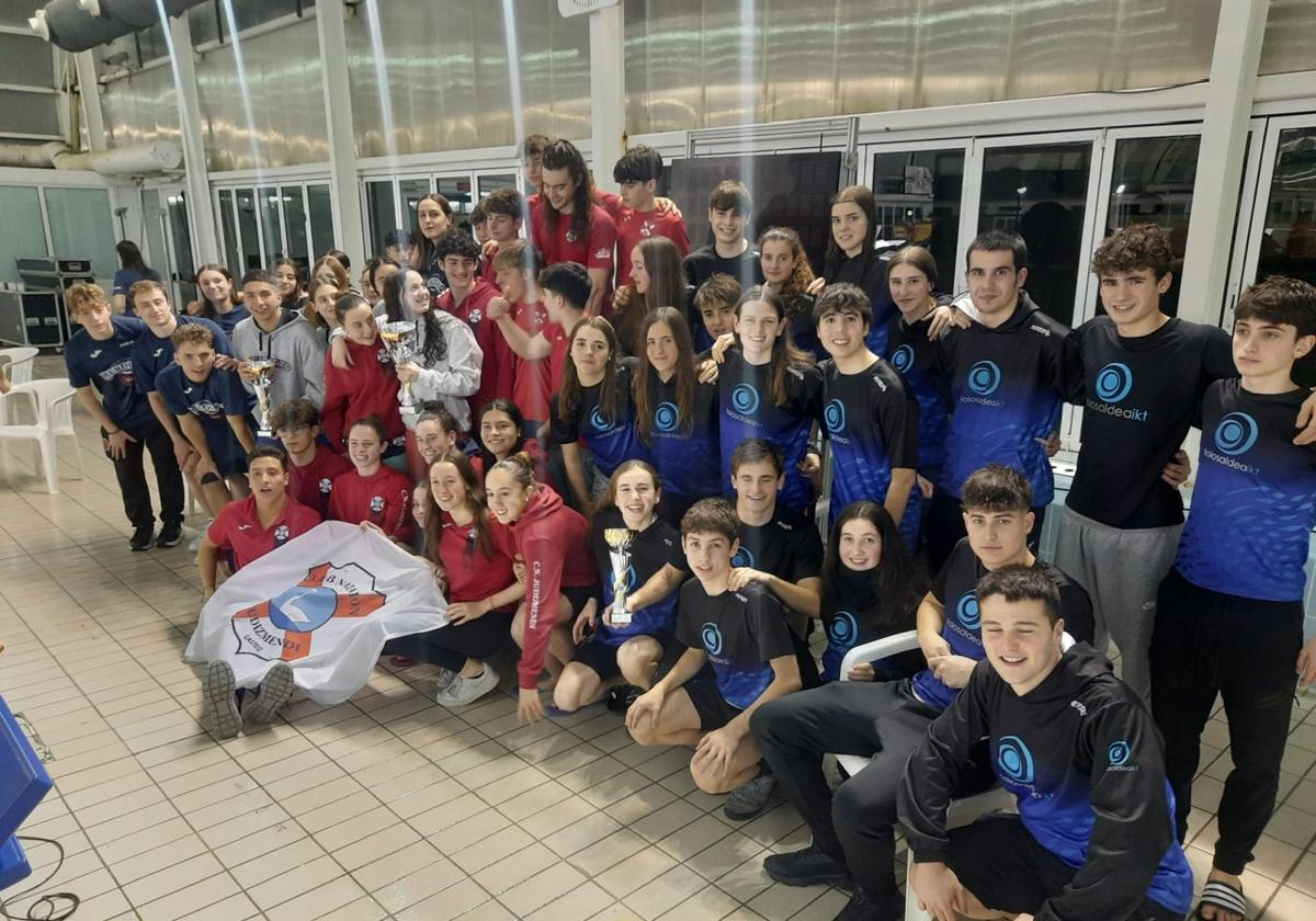 Judizmendi, Menditxo y Tolosaldea en el podium por clubes del Campeonato de Euskadi de Natación.