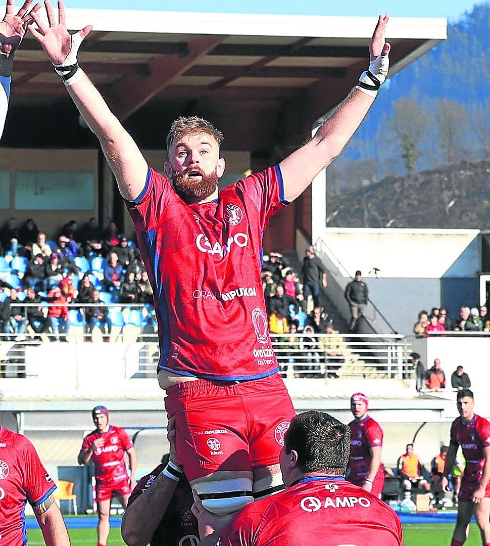 Ordizia Crushes Barcelona in Hard-Fought Match