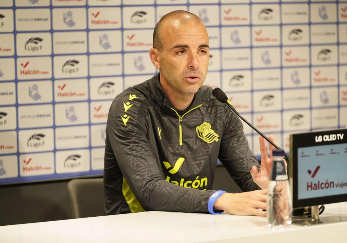 José Luis Sánchez Vera, en la sala de prensa de Zubieta.