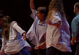 Imagen de la obra de danza de la compañía Haatik, que llega hoy a Sarobe.