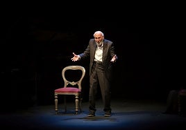 Crítica de 'Una pequeña historia': ¡Gracias, don Héctor!