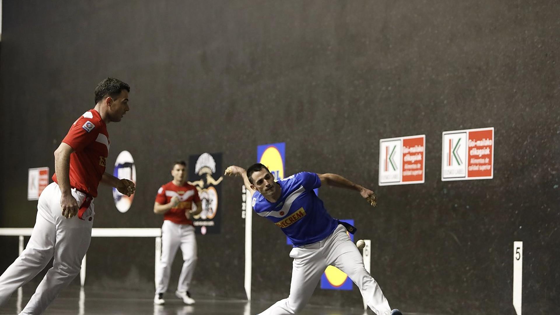 Peña II and Albisu Take Run