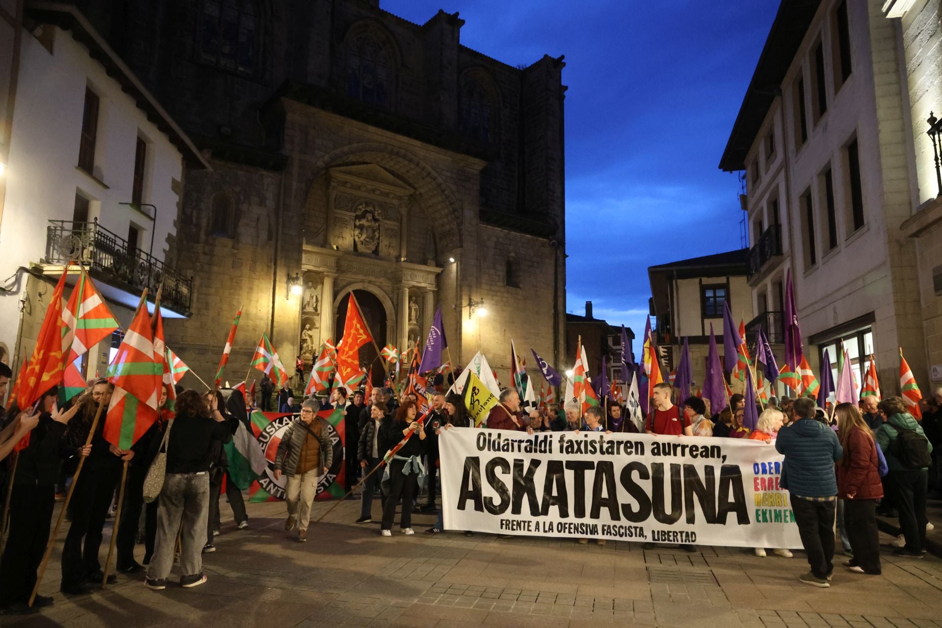 Errenteria protesta contra la &#039;mesa informativa&#039; de Vox