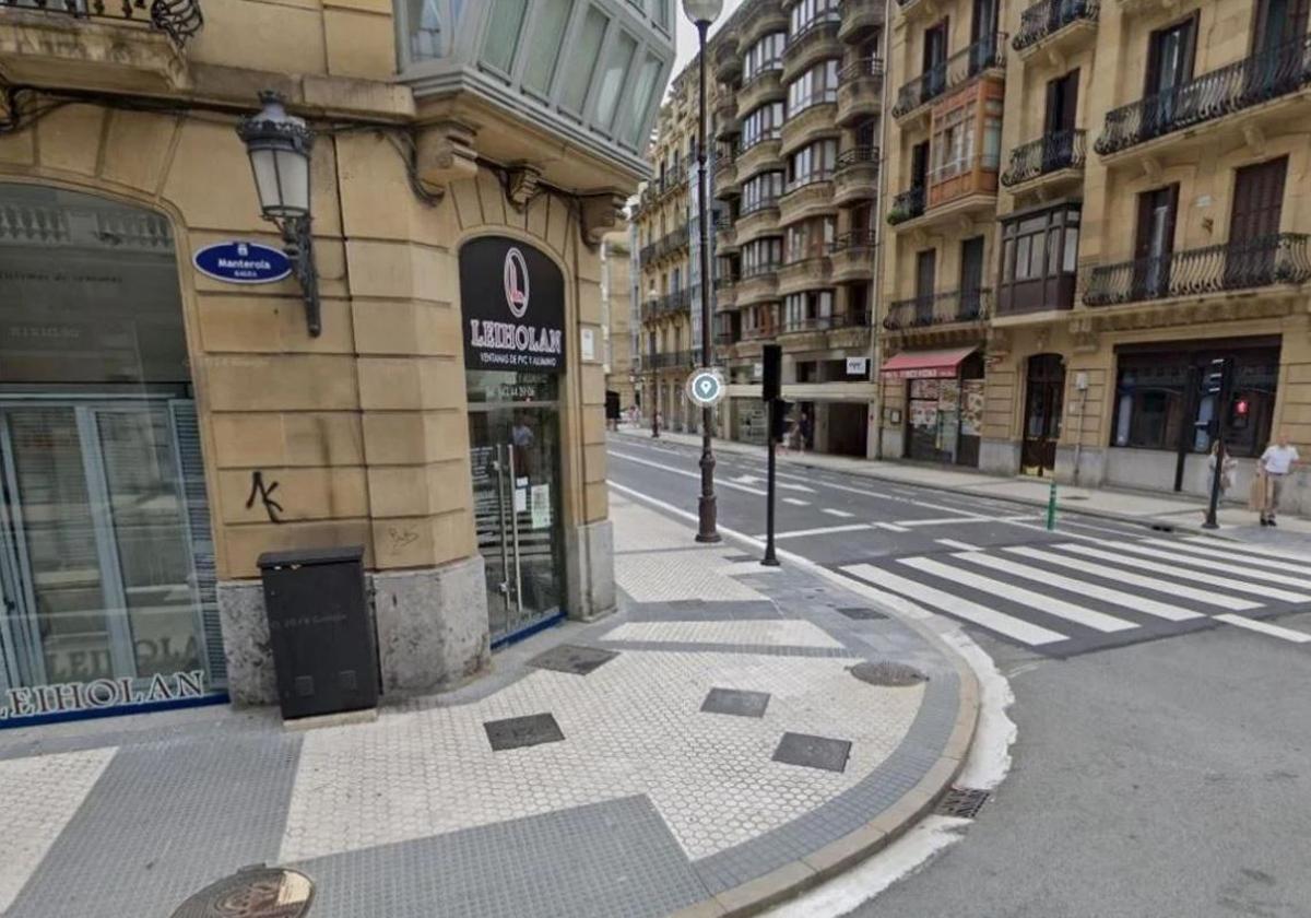 Lugar en el que ocurrió la detención, en la calle Manterola con San Martín en San Sebastián.