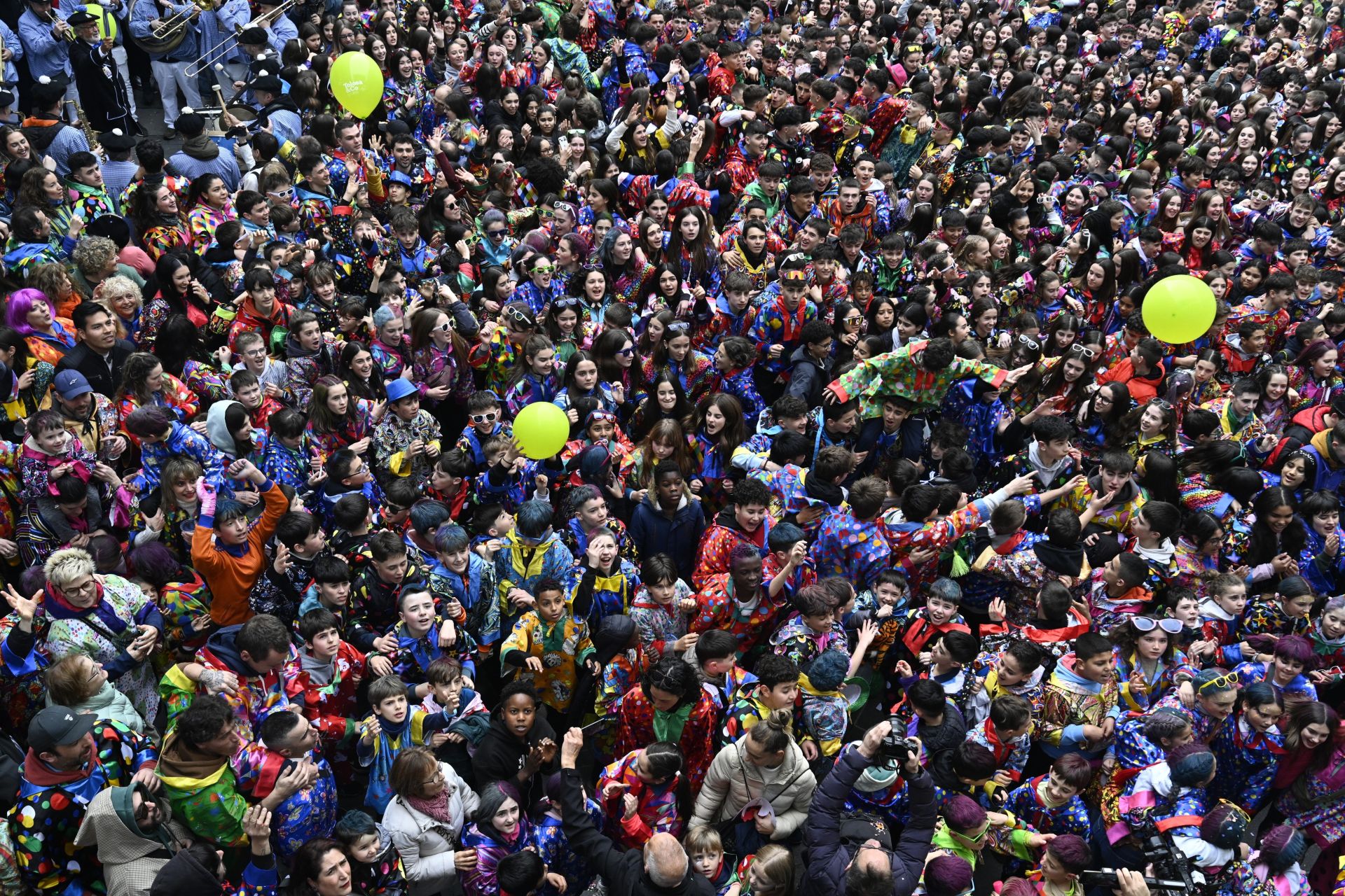 Tolosa vibra con los carnavales