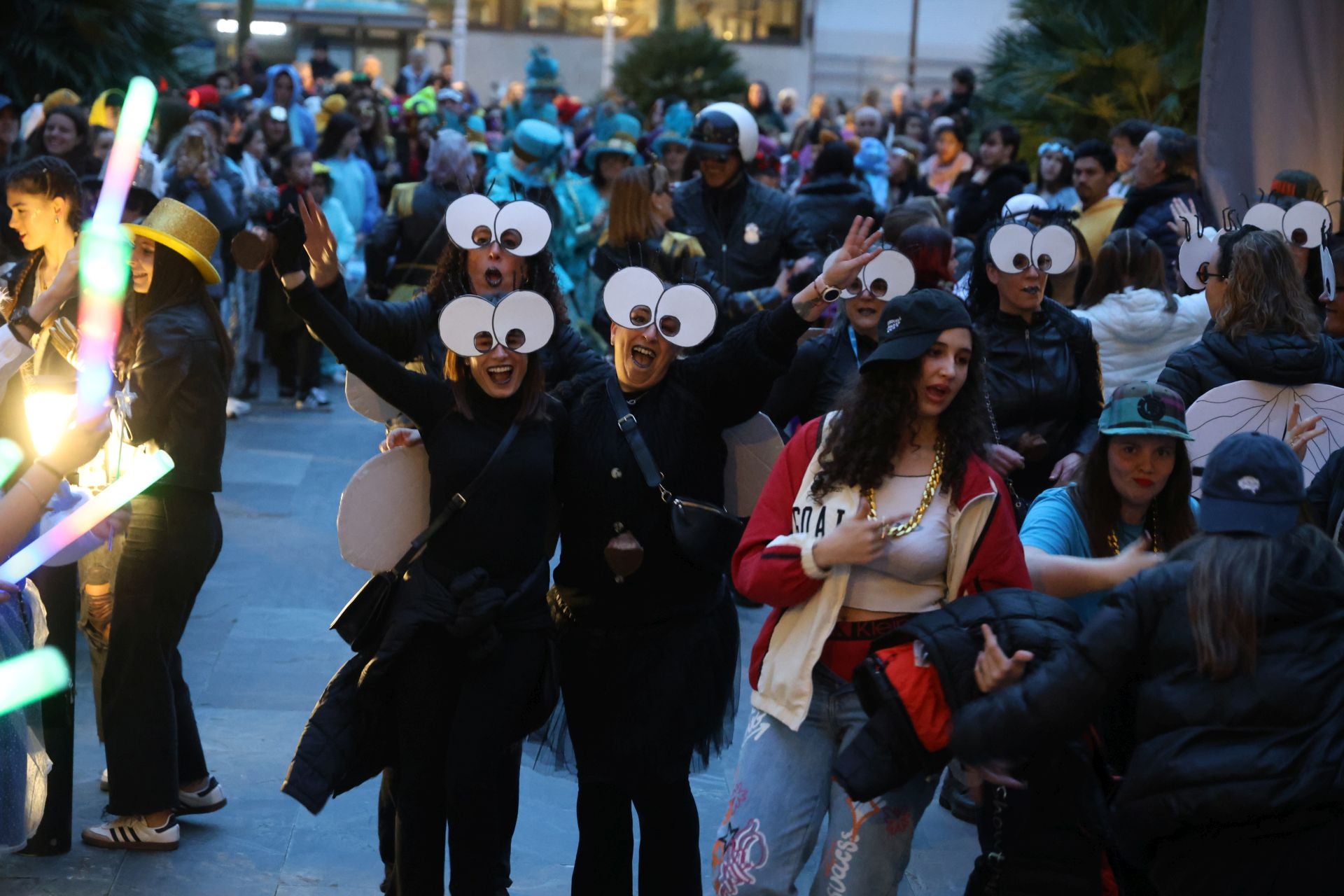 Ongi etorri, Dios Momo