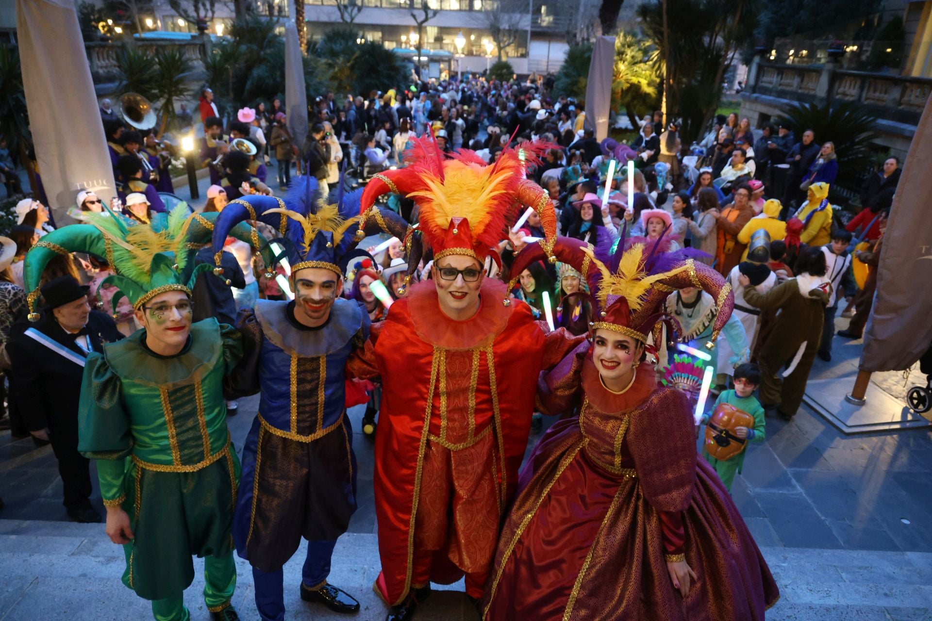 Ongi etorri, Dios Momo