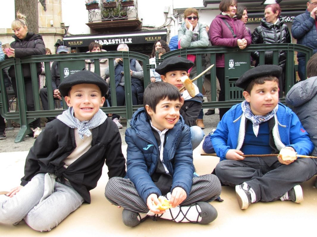 Urdelarderok ireki ditu inauteriak