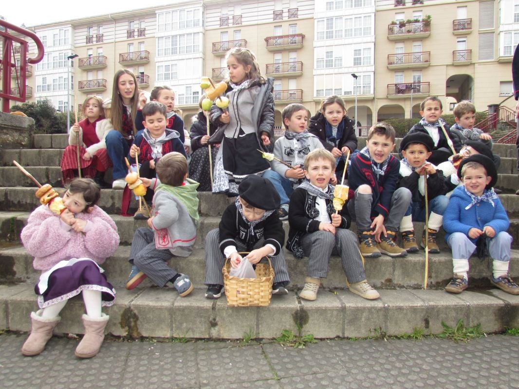 Urdelarderok ireki ditu inauteriak