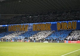 Espectacular tifo exhibido en la grada de animación en los instantes previos al encuentro contra el Real Madrid