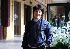 Beatriz Fernández ikertzailea, 'Ariadnaren haria' saiakeraren egilea.