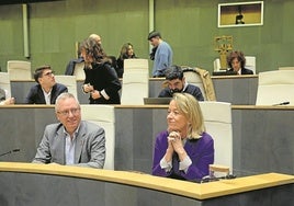 El primer teniente de diputada general, José Ignacio Asensio, y la diputada general, Eider Mendoza.