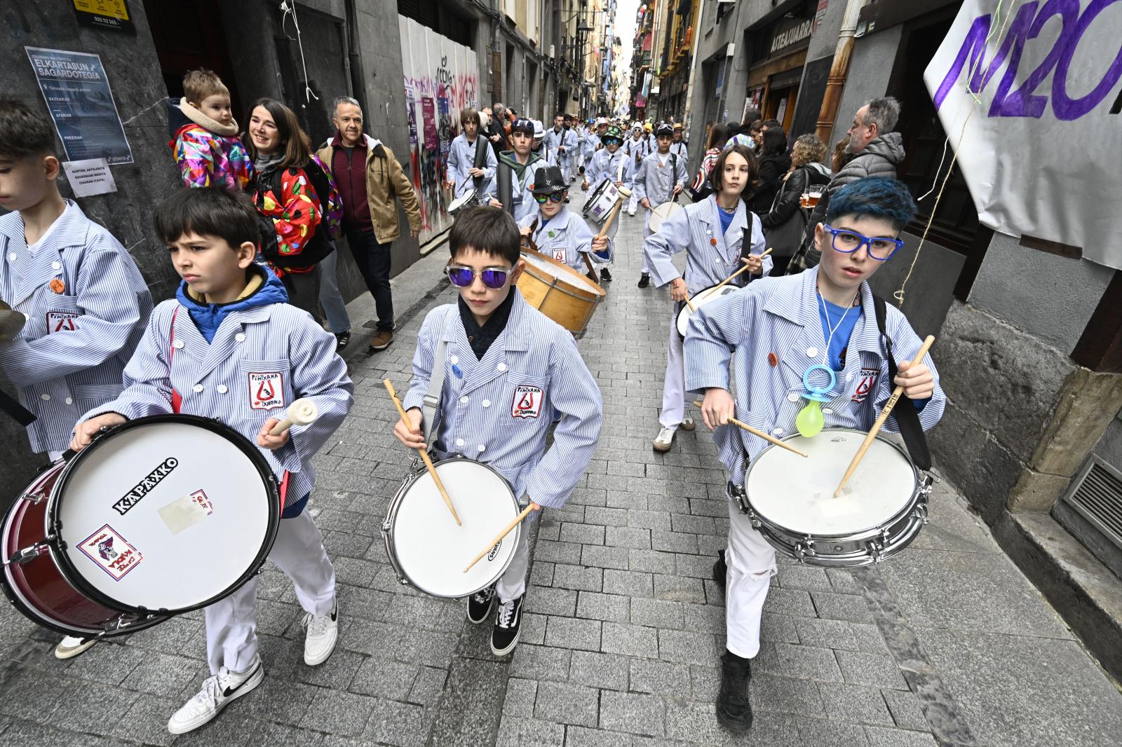 Tolosa vibra con los carnavales