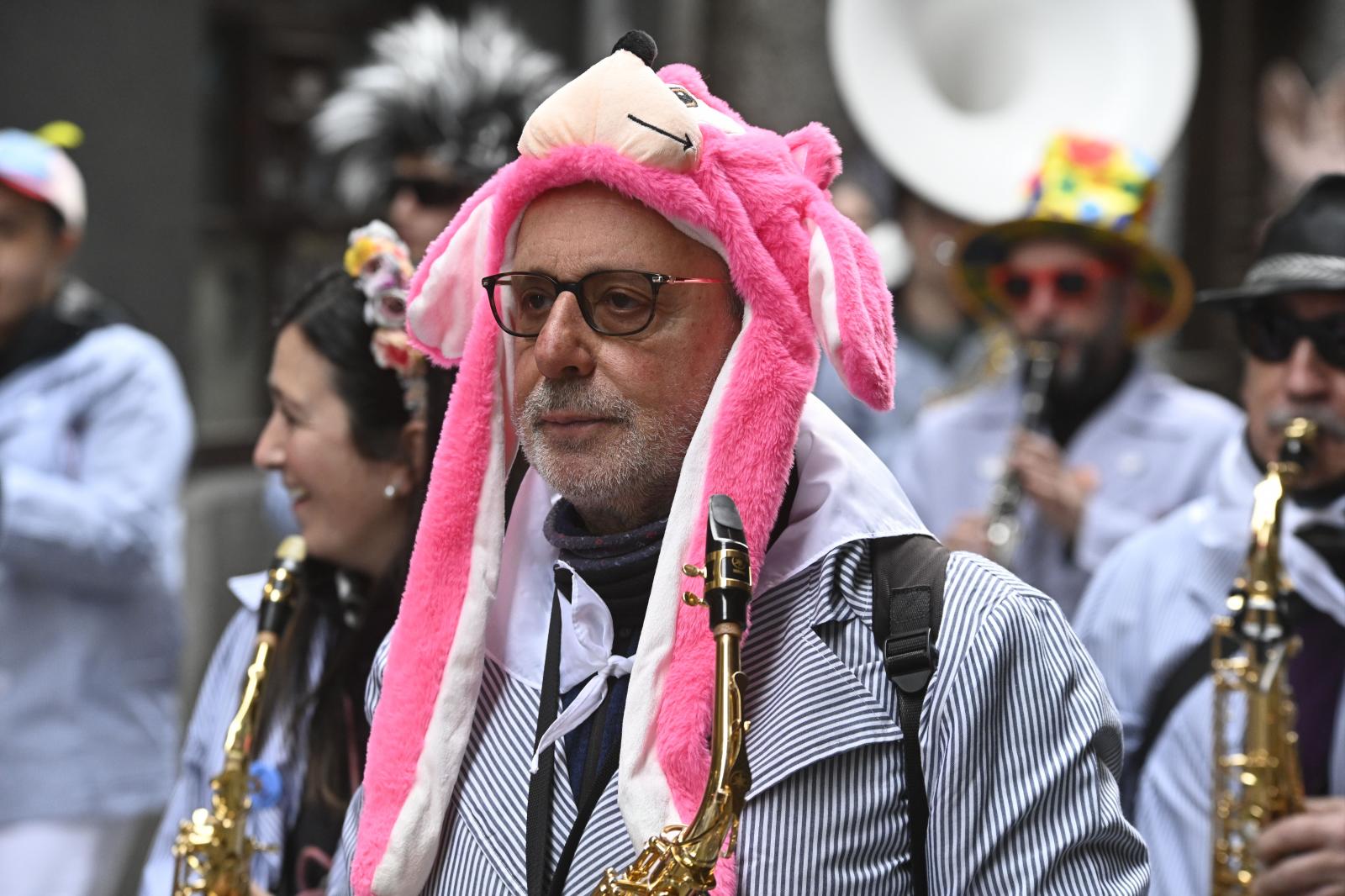 Tolosa vibra con los carnavales