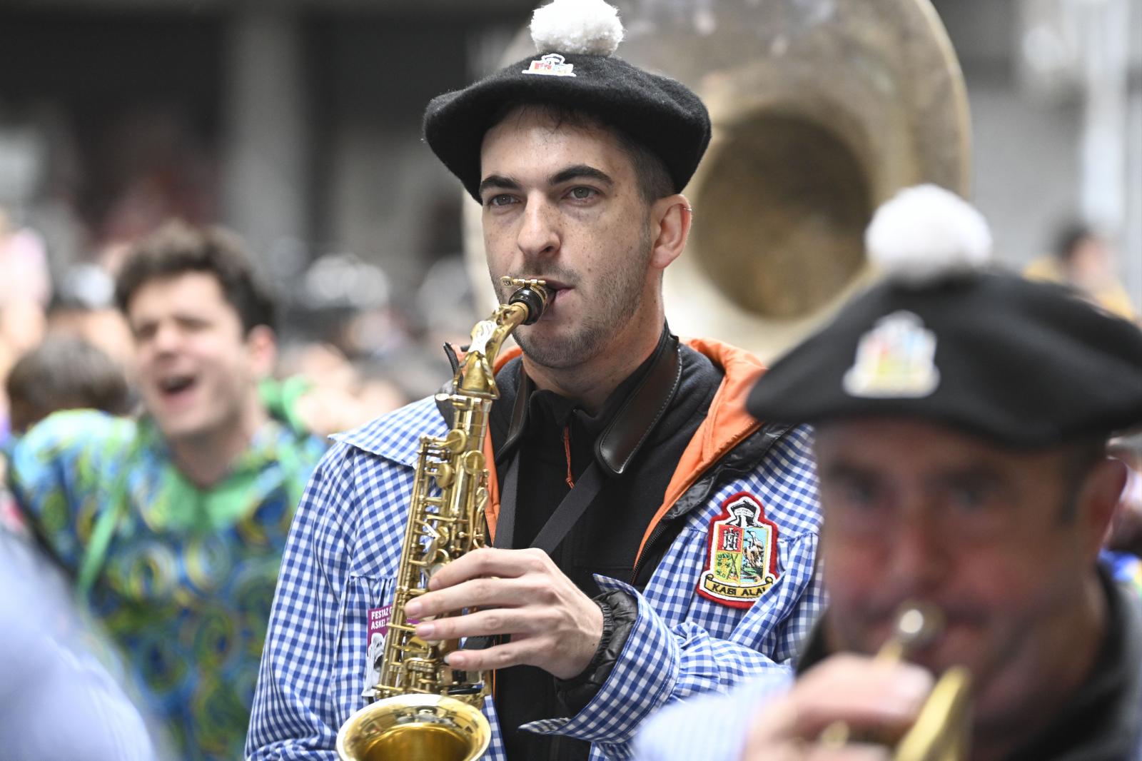 Tolosa vibra con los carnavales