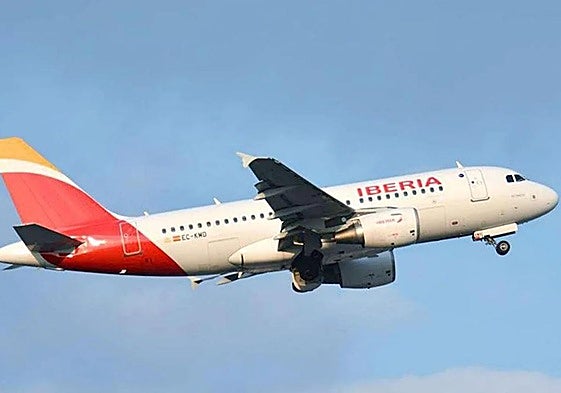 Los vuelos de Madrid y Barcelona toman tierra en Hondarribia tras sendos aterrizajes frustrados por la niebla