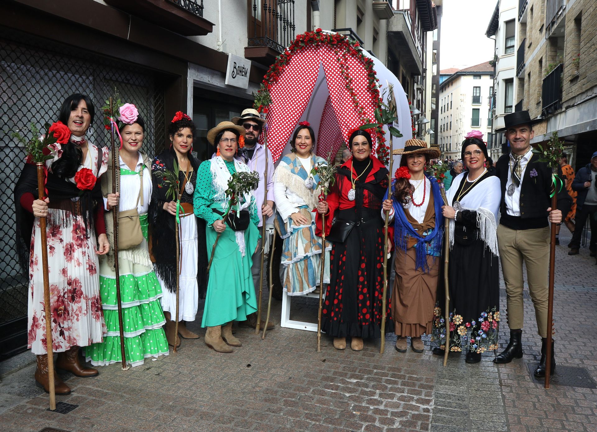 Debabarrena celebra los carnavales en cuadrilla