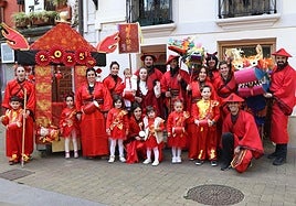 Debabarrena celebra los carnavales en cuadrilla