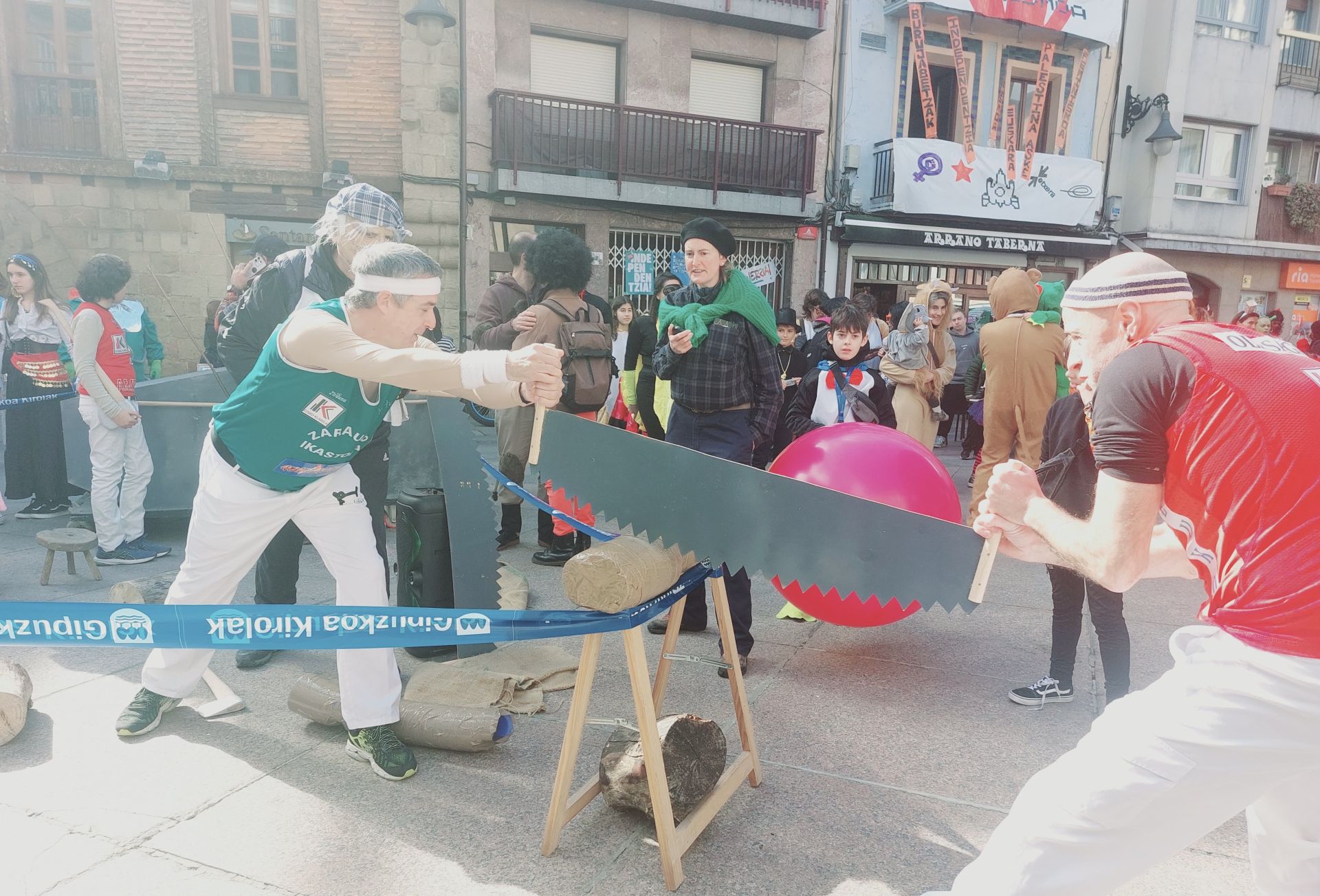 Las mejores imágenes del concurso de disfraces en Zarautz