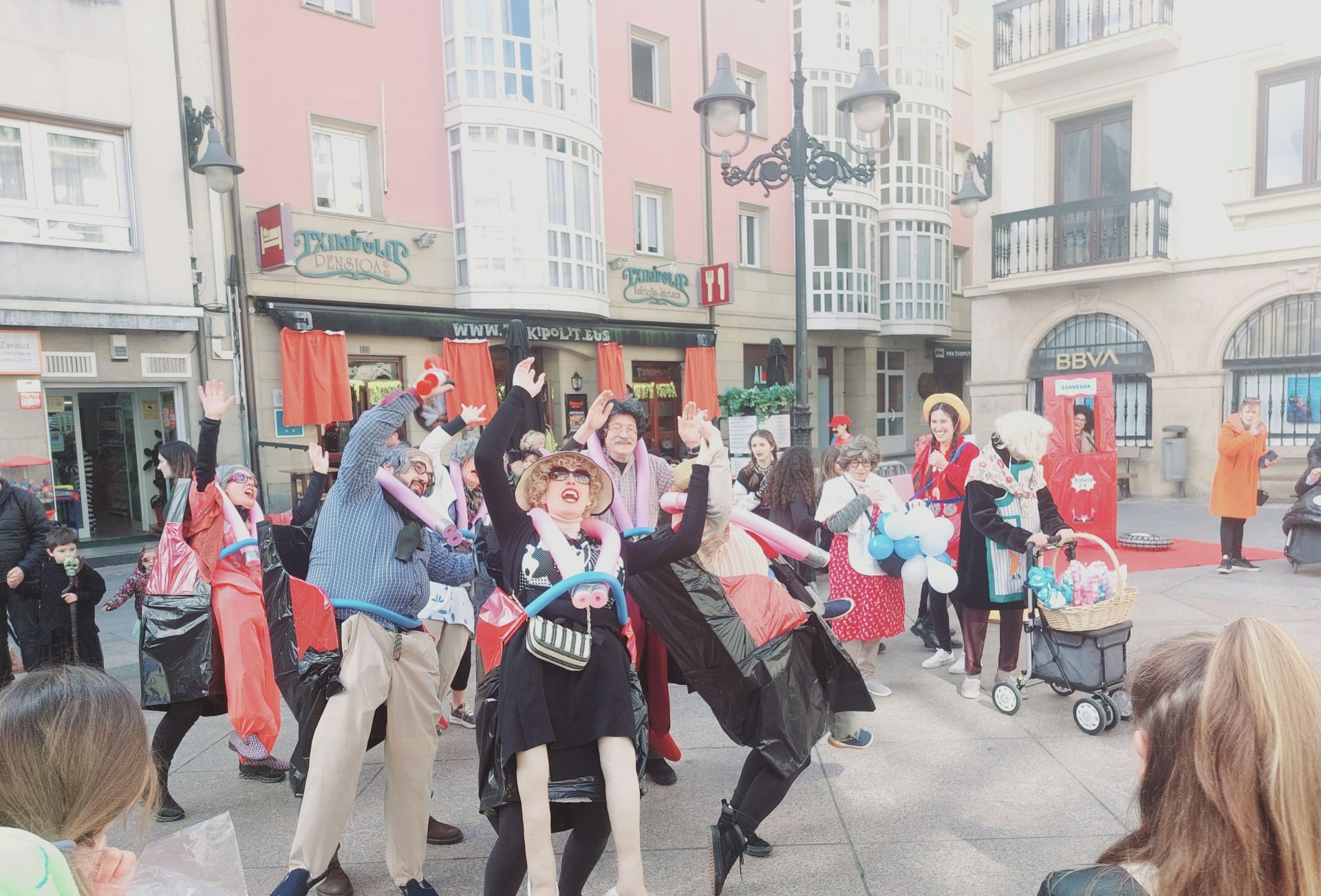 Las mejores imágenes del concurso de disfraces en Zarautz