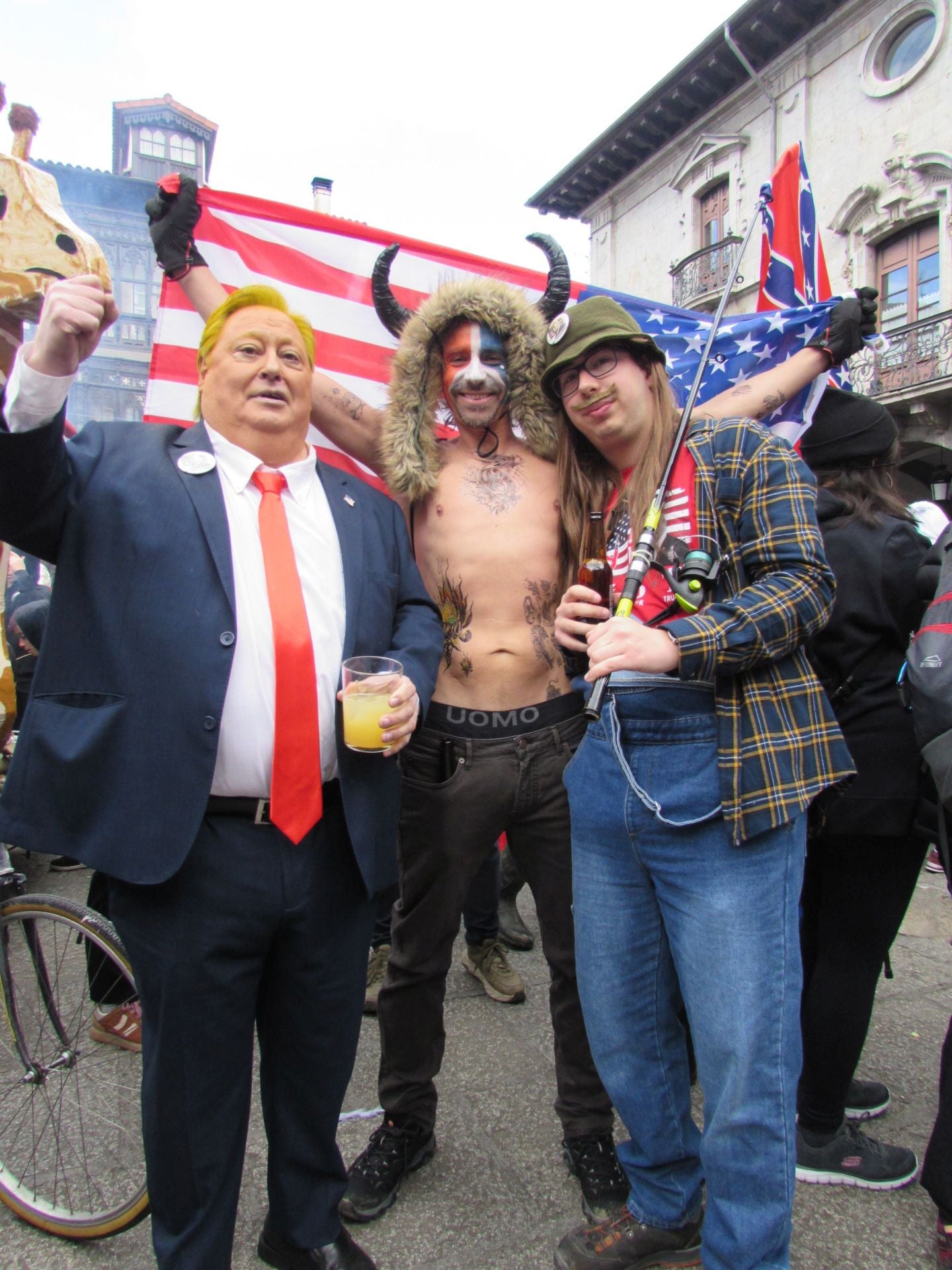 Gran ambiente en el desfile del carnaval de Arrasate