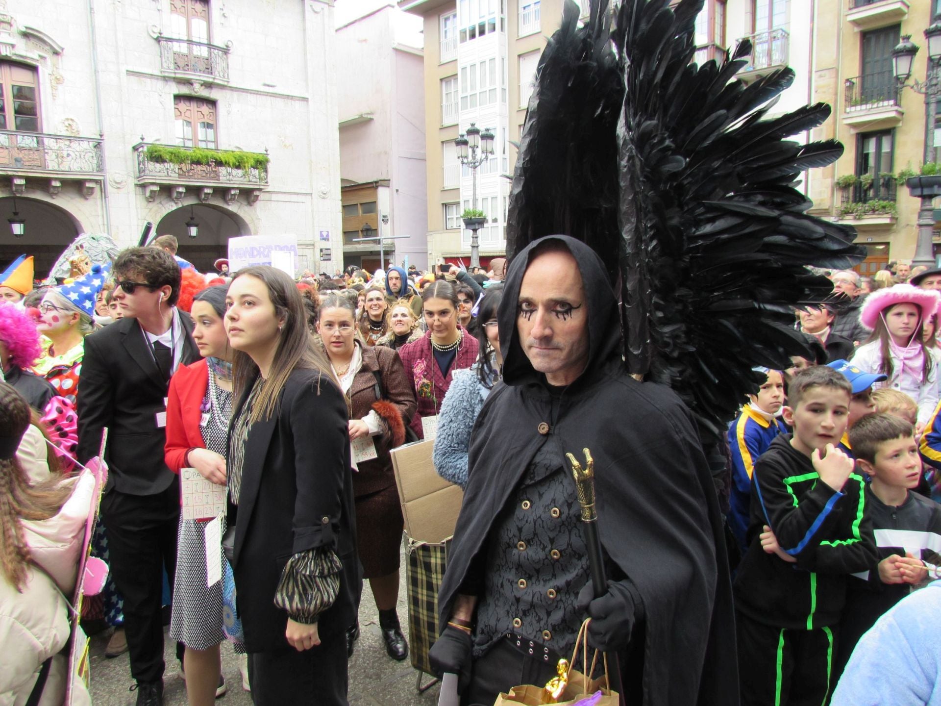 Gran ambiente en el desfile del carnaval de Arrasate