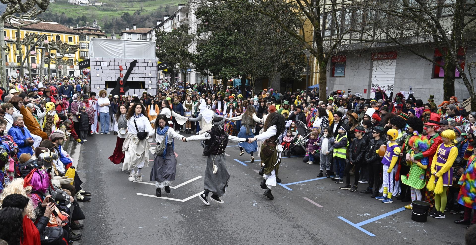 La barandilla de la Concha en Tolosa gracias al Carnaval
