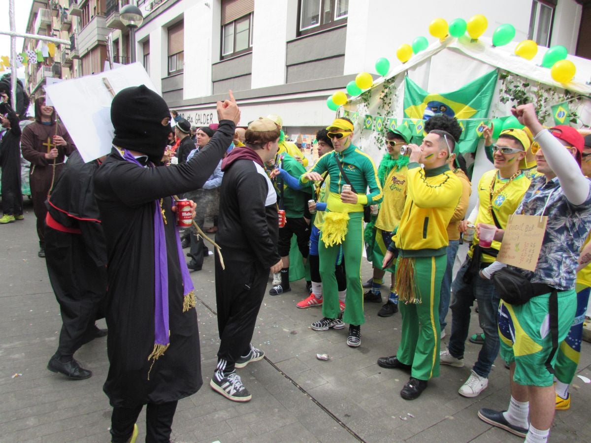 Aretxabaleta desbordó imaginación en el domingo de Carnaval