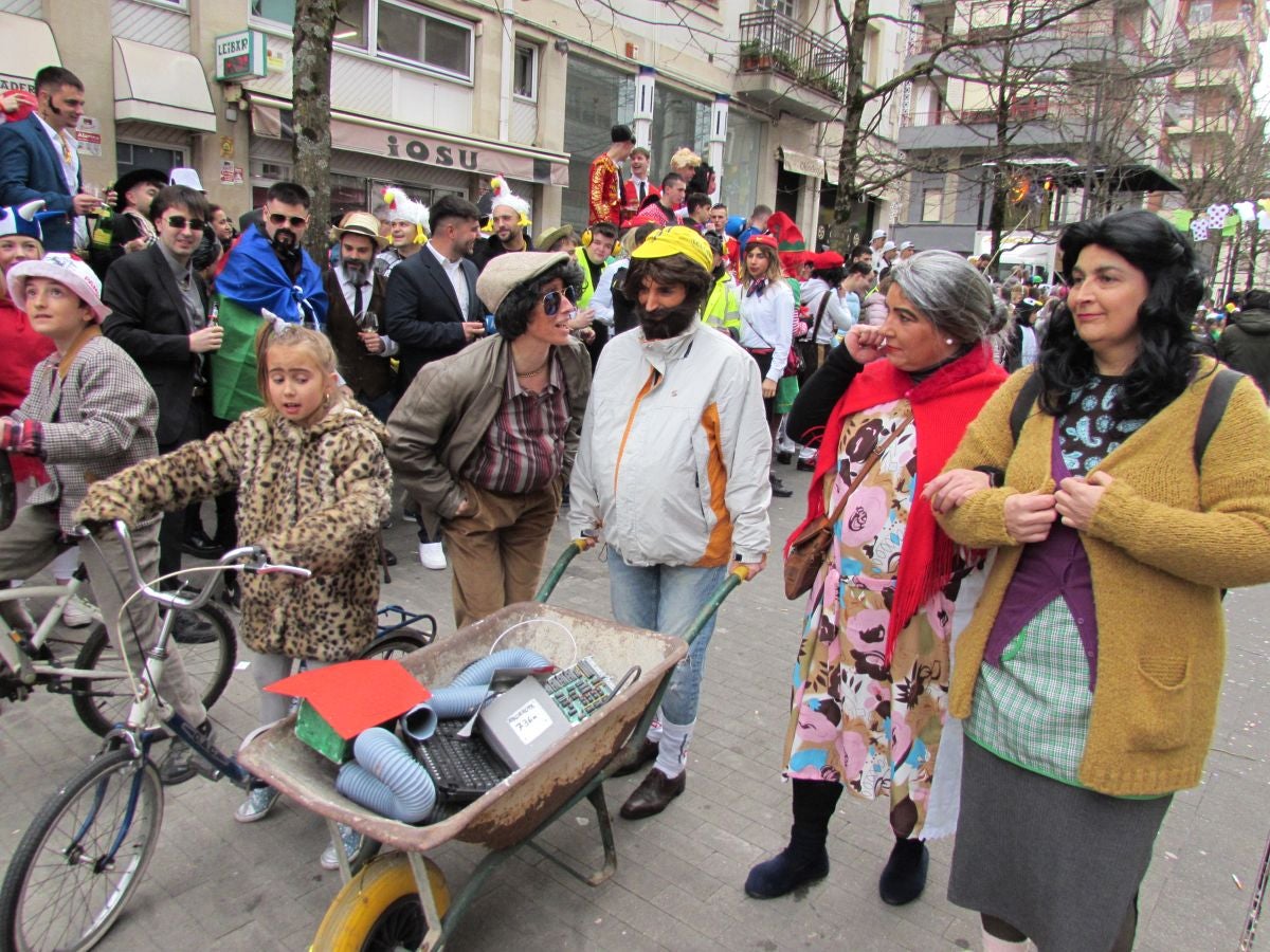 Aretxabaleta desbordó imaginación en el domingo de Carnaval