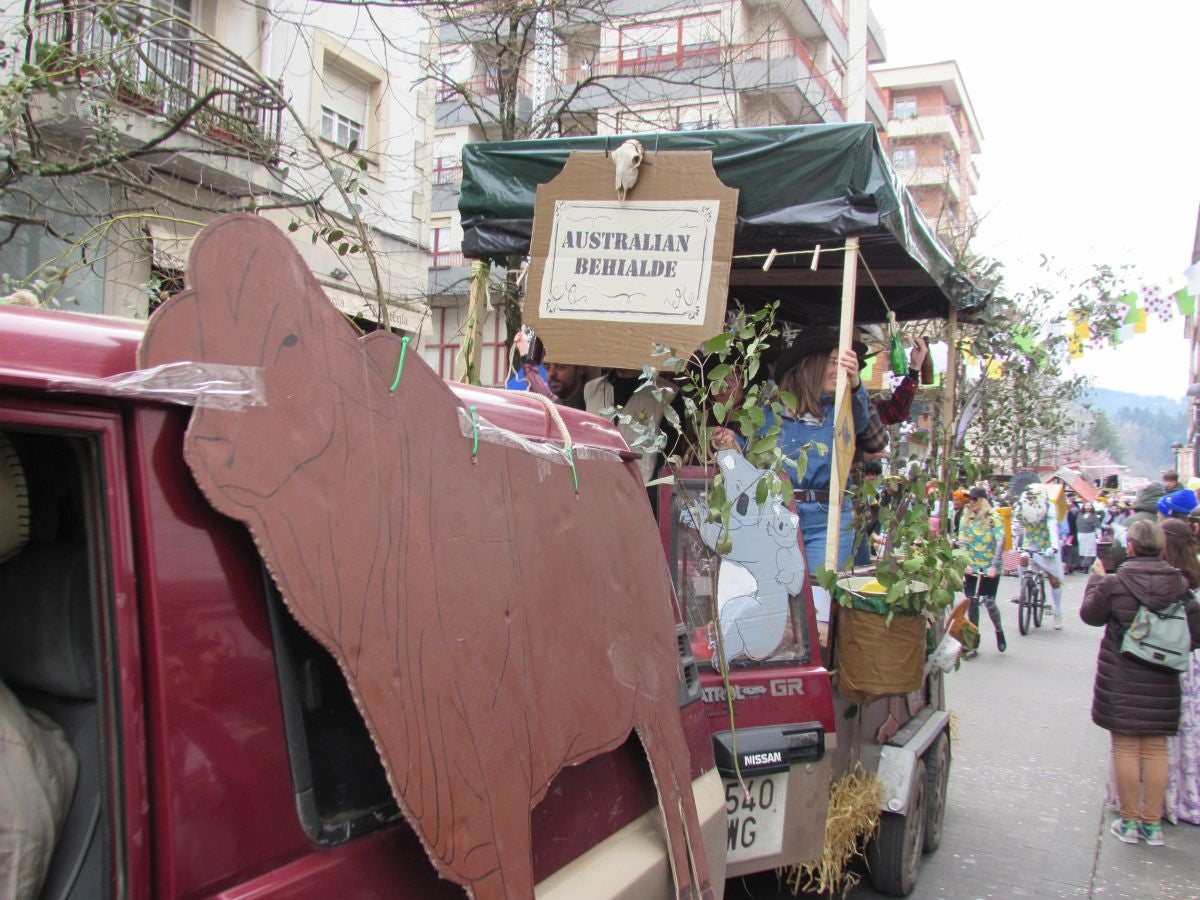 Aretxabaleta desbordó imaginación en el domingo de Carnaval