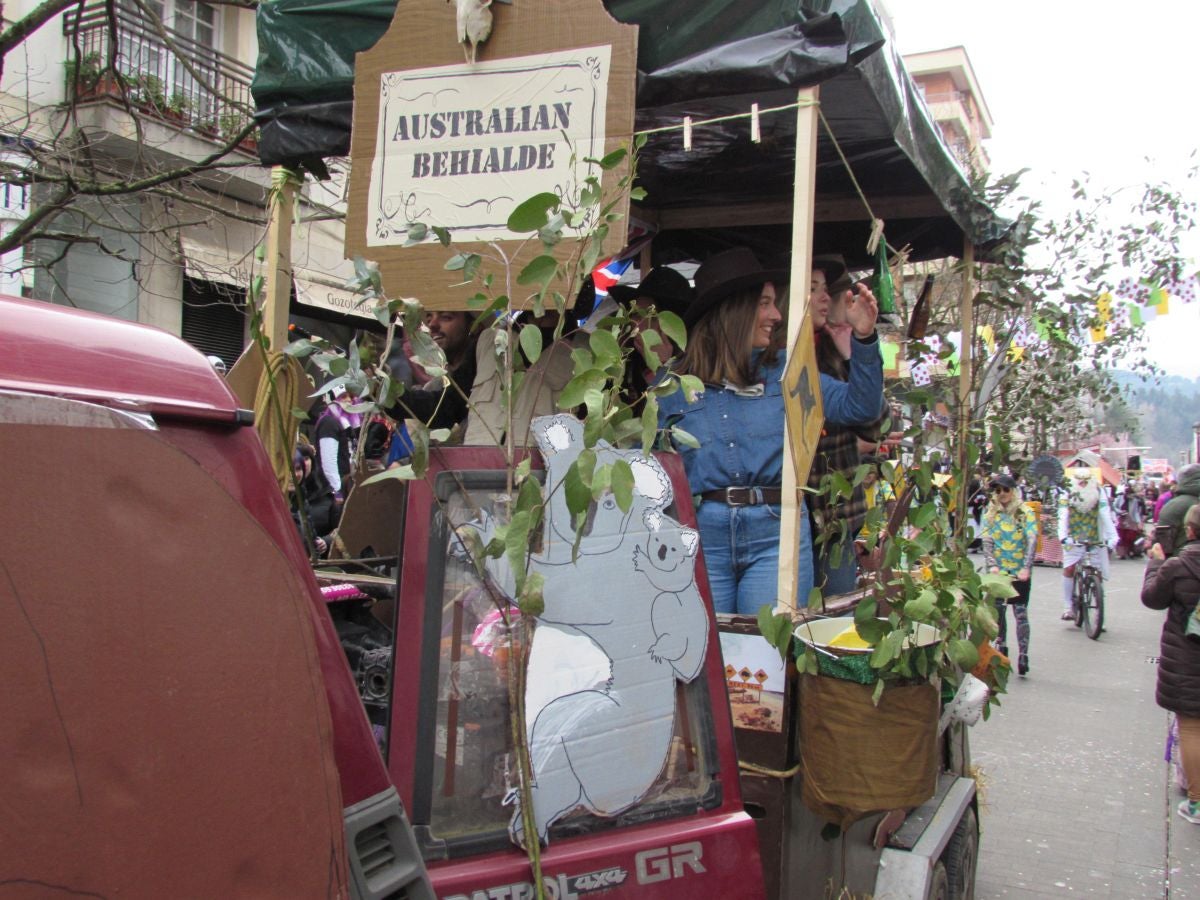 Aretxabaleta desbordó imaginación en el domingo de Carnaval