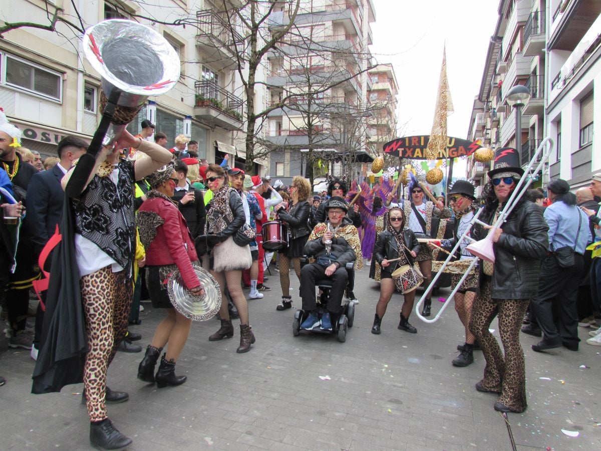Aretxabaleta desbordó imaginación en el domingo de Carnaval