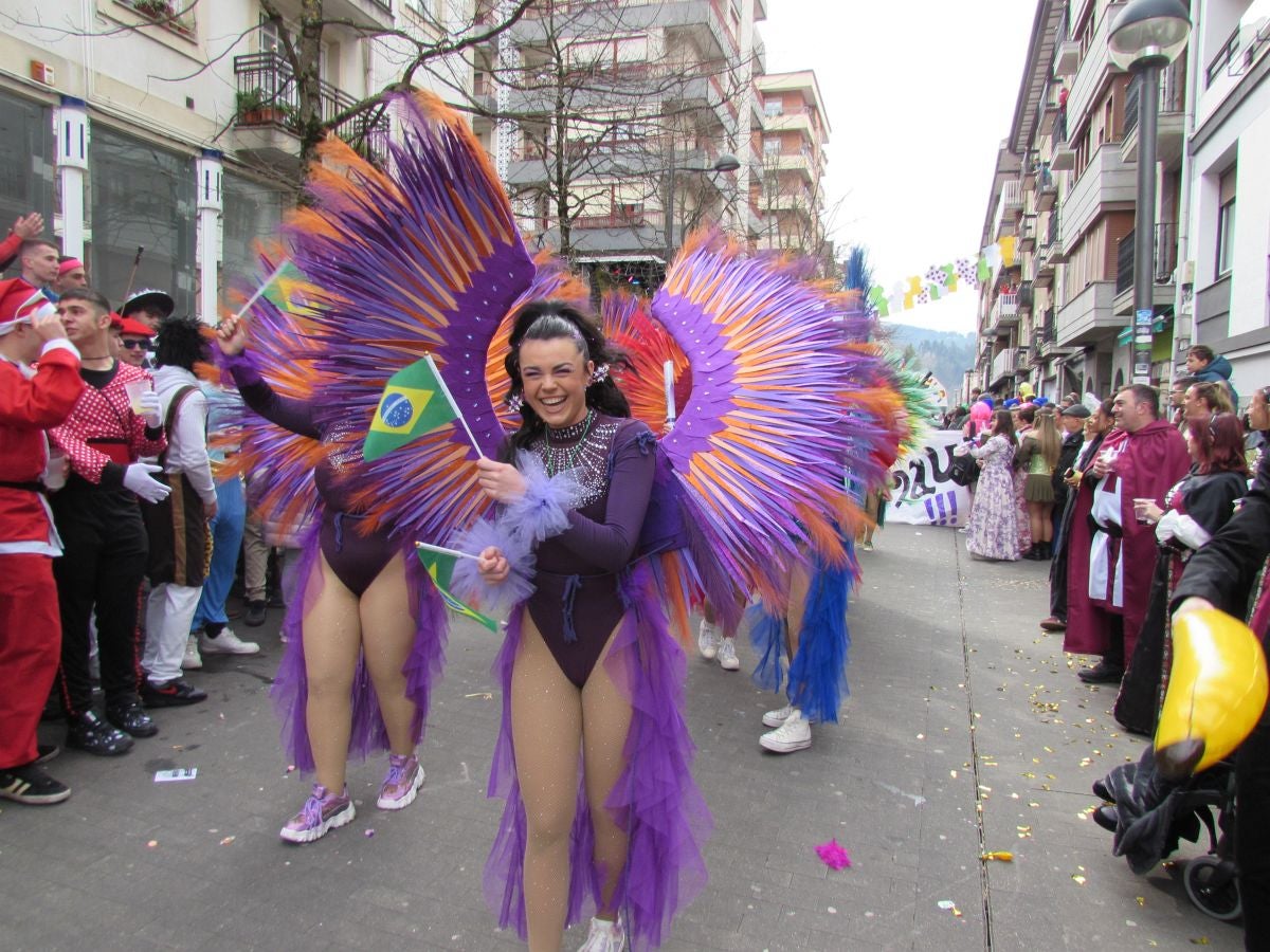 Aretxabaleta desbordó imaginación en el domingo de Carnaval
