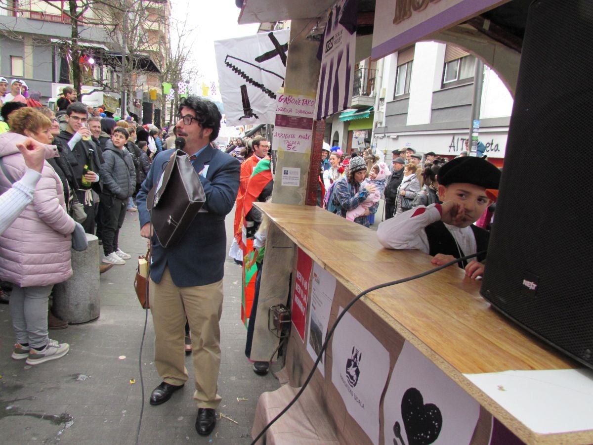 Aretxabaleta desbordó imaginación en el domingo de Carnaval