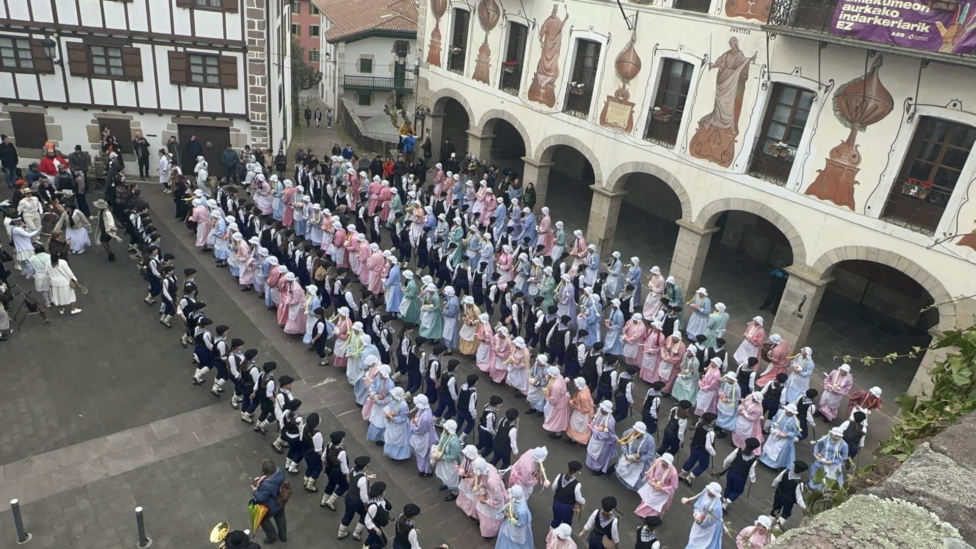 Multitudinario Carnaval en Bera