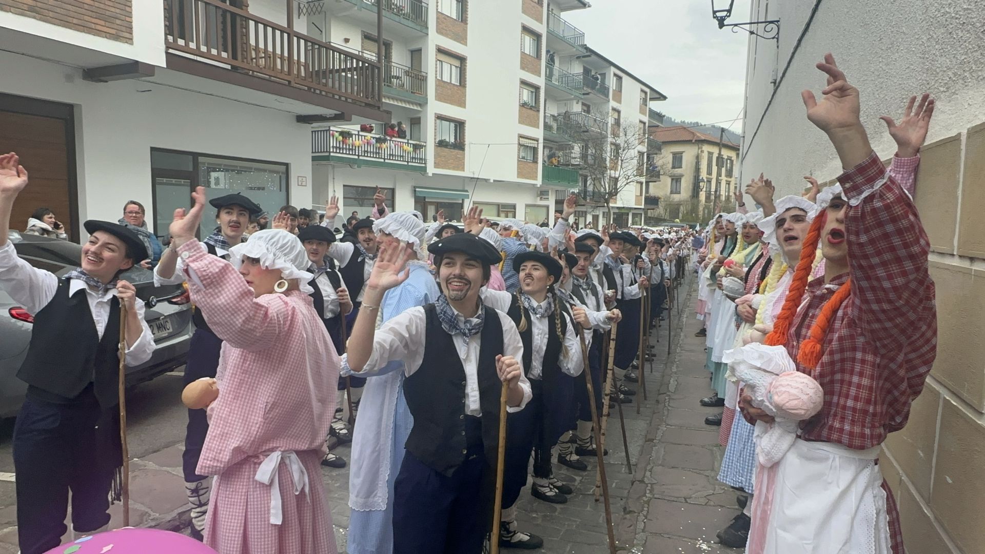 Multitudinario Carnaval en Bera