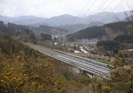 Estación del TAV ya construida en Ezkio-Itsaso.