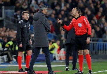 Mateu Lahoz no da crédito con la expulsión de Aritz Elustondo: «Que el mundo del fútbol acepte esta roja...»