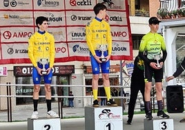 Aimar Ugarteburu, tercero en el podio de Beasain tras su excelente trabajo.