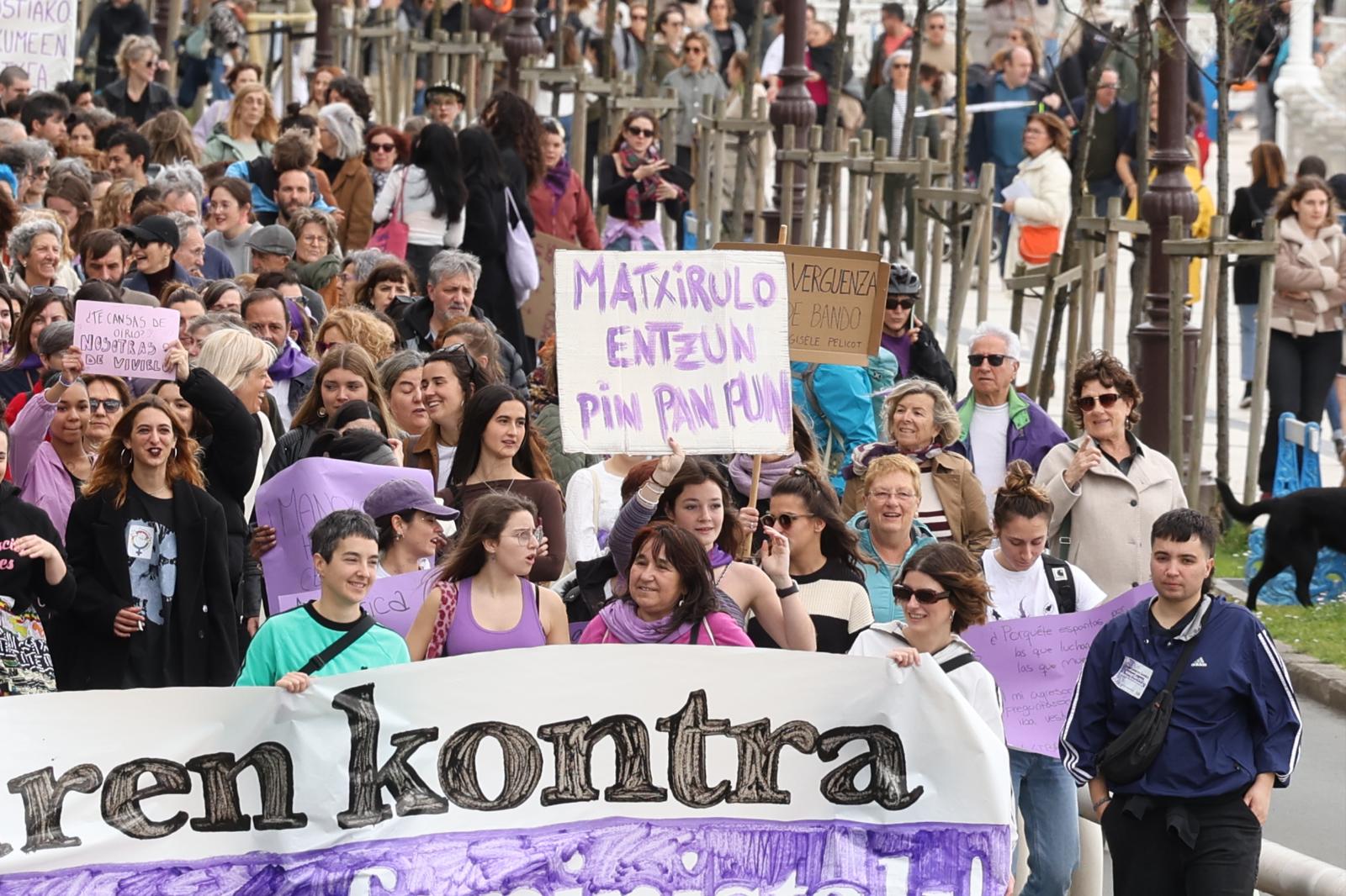 Manifestación del 8M en Donostia por la igualdad y contra el fascismo