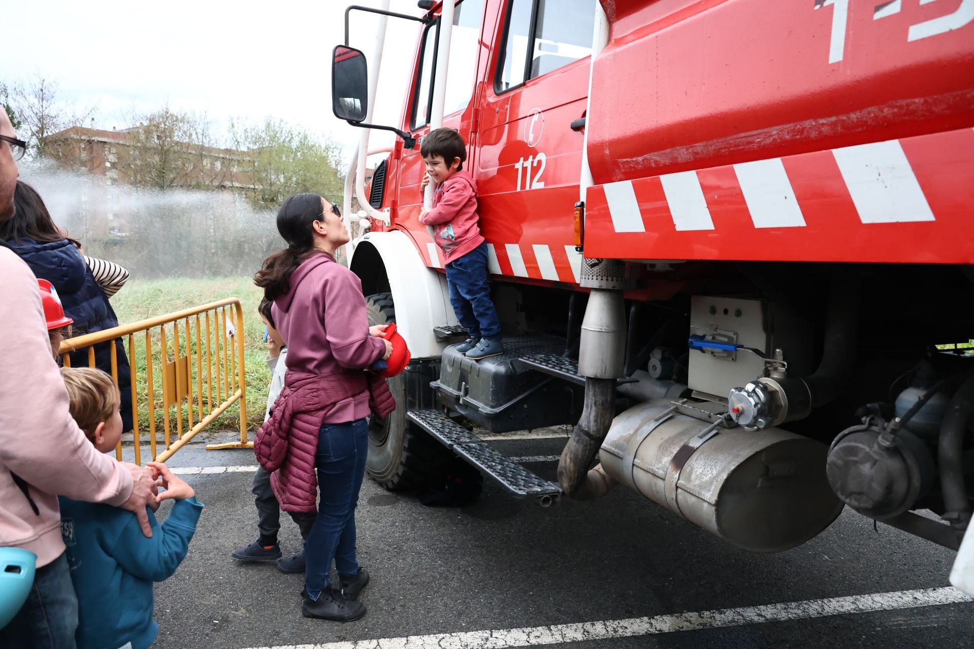 Así ha sido la jornada de puertas abiertas en el parque de bomberos de Donostia