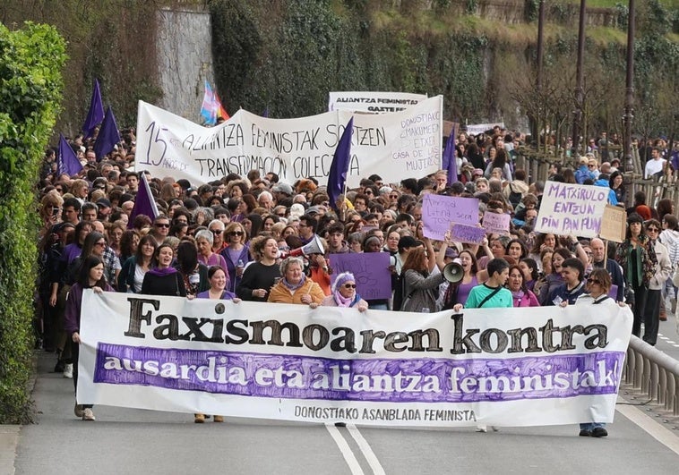 Manifestación en Donostia por el 8M