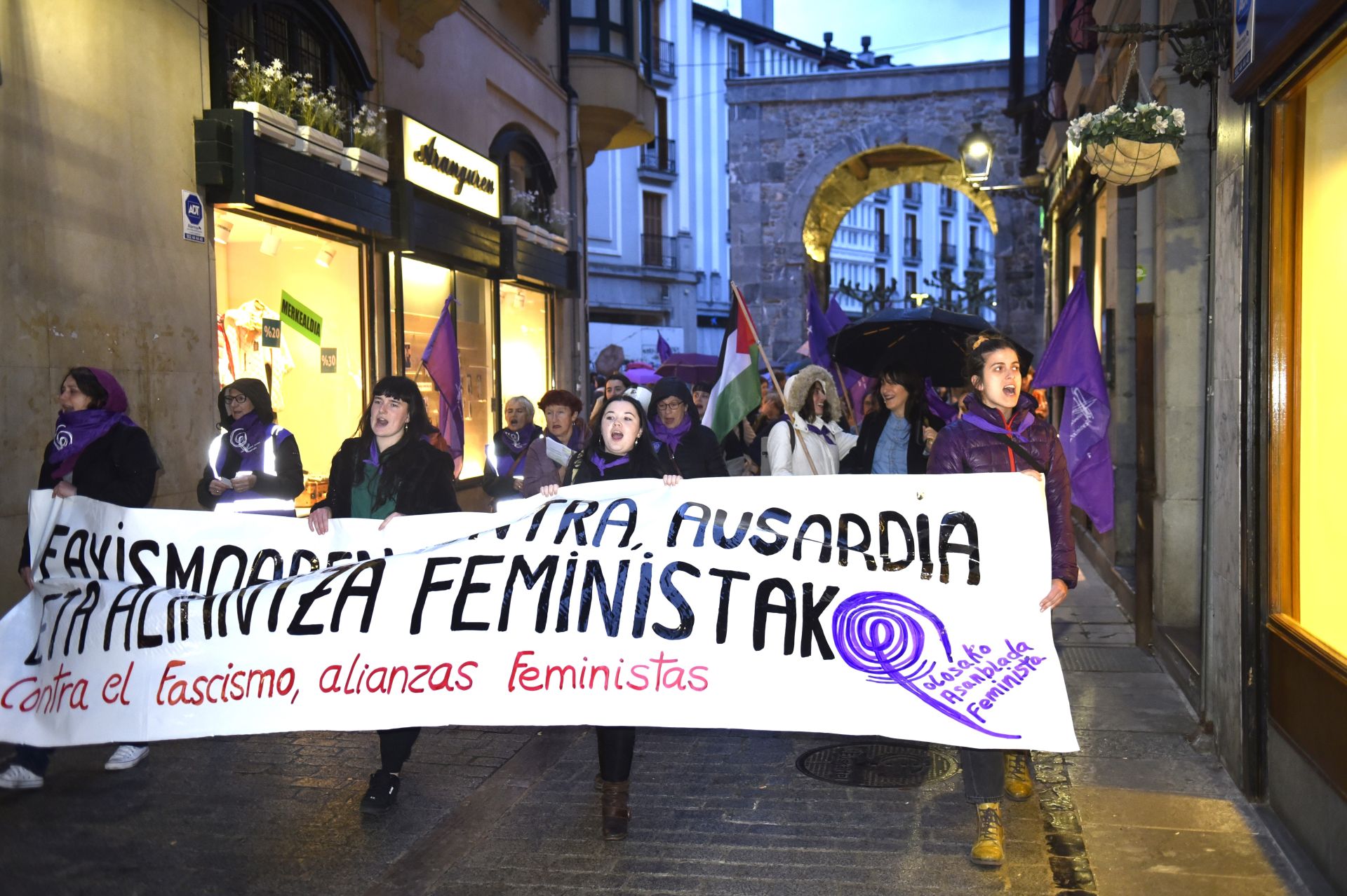 Gipuzkoa se tiñe de morado por el 8M