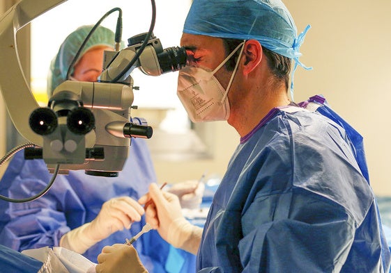La cirugía de glaucoma permite frenar el avance de esta enfermedad con técnicas personalizadas y cada vez menos invasivas.